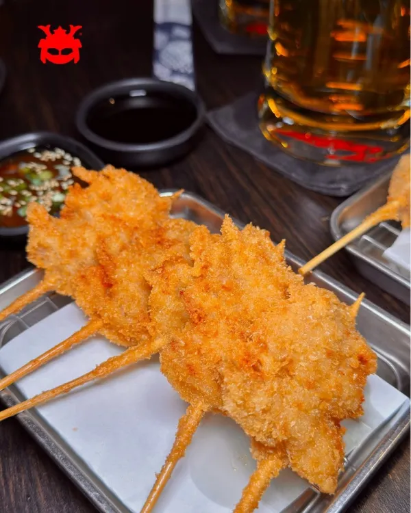คุชิคัตสึ  สตรีทฟู้ดอายุ 90 ปี ราคาย่อมเยาจากโอซาก้า